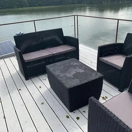 M&j - Houseboat 船屋 格但斯克