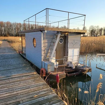 M&j - Houseboat 船屋